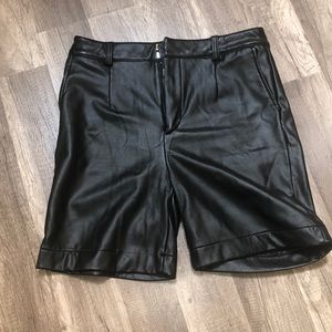 Black leather Bermuda shorts